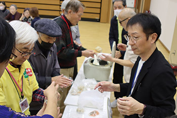 男女共同参画地域推進員企画事業：みんなで食べる