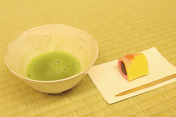 市民呈茶