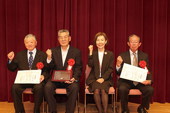 日赤奉仕功労者表彰式