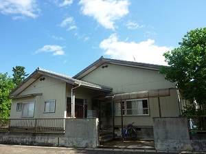 老人憩の家「寺尾荘」の外観写真