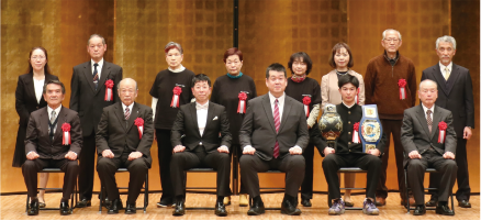 西蒲区感謝の集いの集合写真