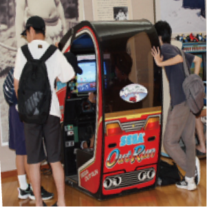 昨年展示したアーケードゲームの写真