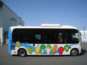 西蒲区バスの車体