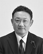 写真　内山幸紀