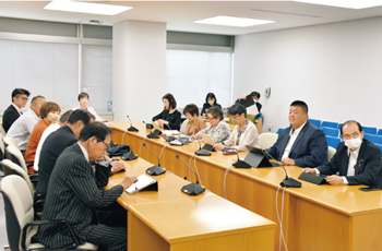 写真　農業活性化調査特別委員会