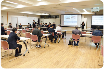 写真 黒埼市民会館
