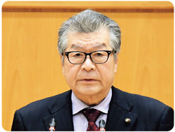 写真　倉茂政樹