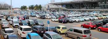 新潟空港の駐車場