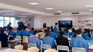 2025年12月19日に東区のしたやま中学校と韓国ウルサン市のハクソン女子中学校がオンライン交流会を行いました。