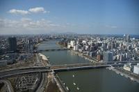 朱鷺メッセから見た信濃川・新潟市中心部の写真　ダウンロードページへリンク